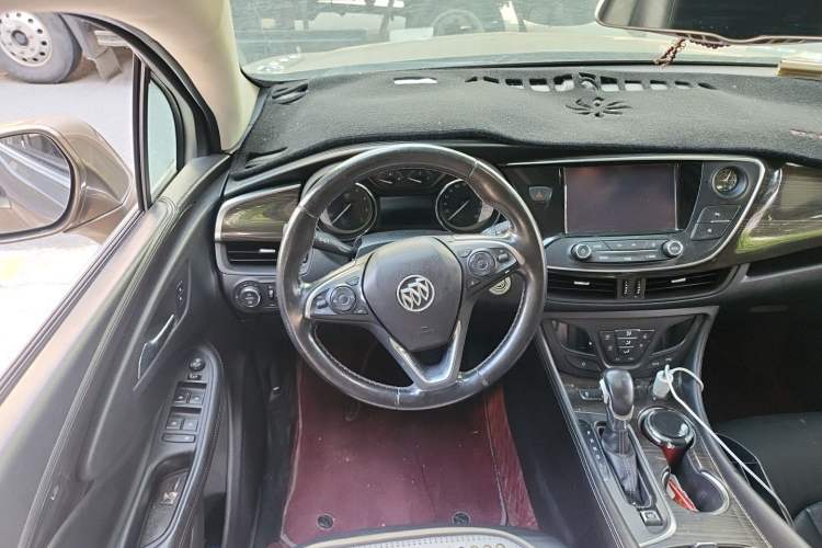 Used Buick Envision 2018 20T Two-Wheel-Drive Elite Model Steering Wheel