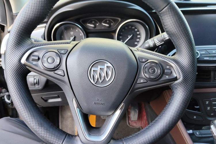 Used Buick Envision 2018 28T Four-Wheel Drive Elite Version Steering Wheel