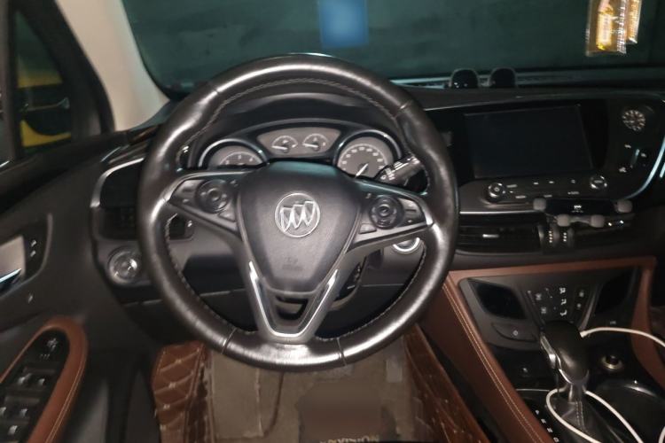 Used Buick Envision 2018 20T Two-Wheel Drive Luxury Model Steering Wheel