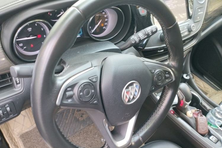 Used Buick Envision 2018 20T Two-Wheel-Drive Elite Model Steering Wheel
