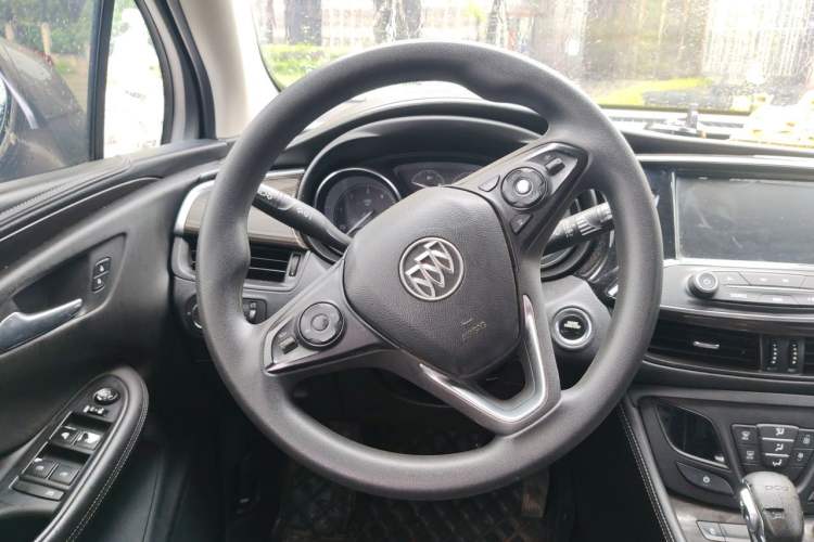 Used Buick Envision 2018 20T Two-Wheel-Drive Leading Model Steering Wheel