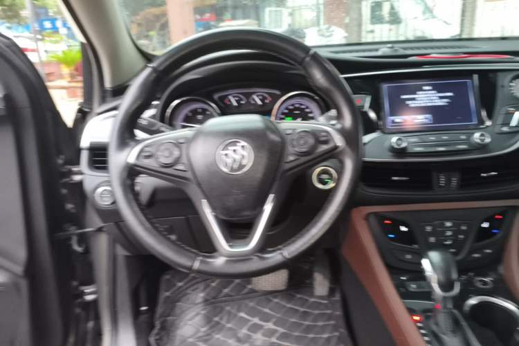 Used Buick Envision 2018 20T Two-Wheel Drive Luxury Model Steering Wheel