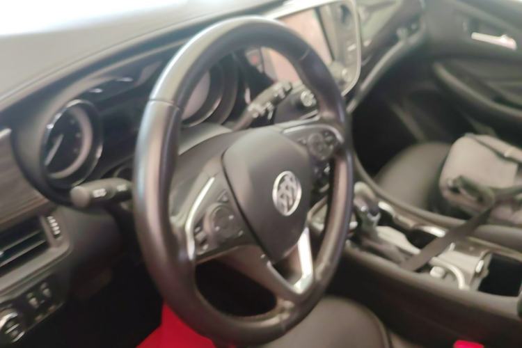 Used Buick Envision 2018 20T Two-Wheel-Drive Elite Model Steering Wheel