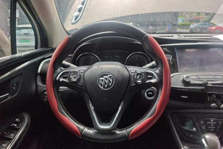 Used Buick Envision 2018 20T Two-Wheel-Drive Elite Model Steering Wheel