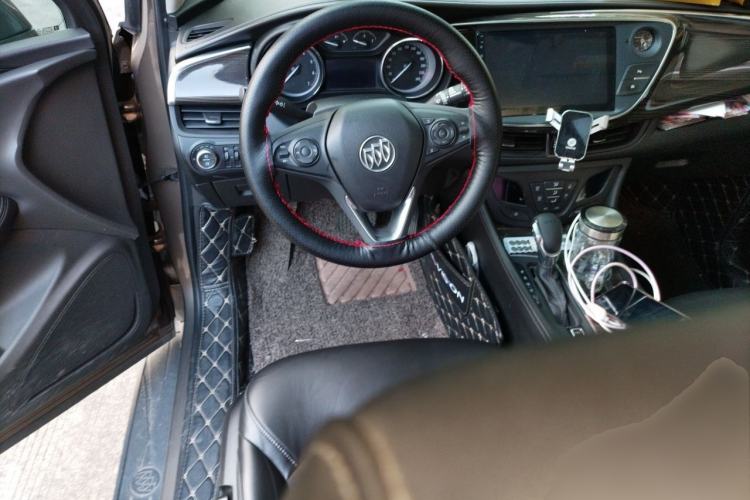 Used Buick Envision 2018 20T Two-Wheel-Drive Leading Model Steering Wheel
