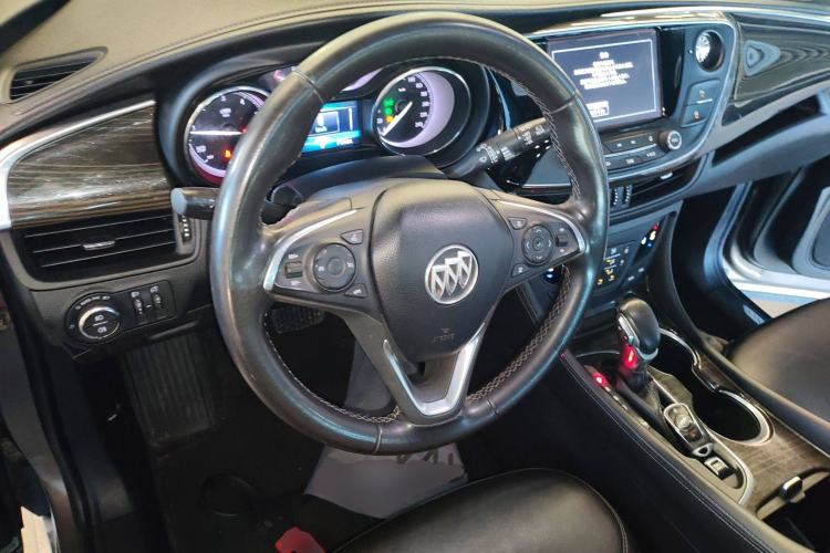 Used Buick Envision 2018 20T Two-Wheel-Drive Elite Model Steering Wheel