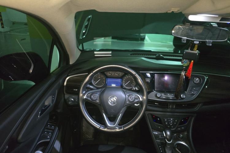 Used Buick Envision 2018 20T Two-Wheel-Drive Elite Model Steering Wheel