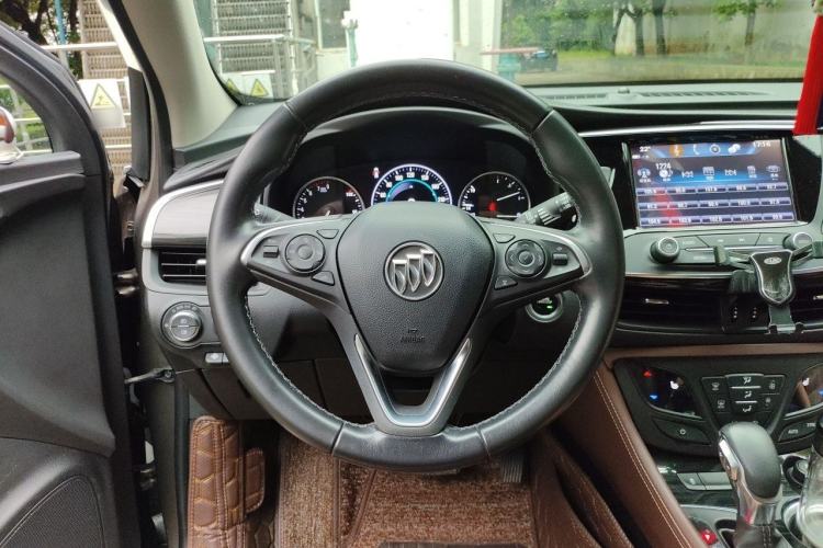Used Buick Envision 2018 28T Four-Wheel Drive Luxury Model Steering Wheel