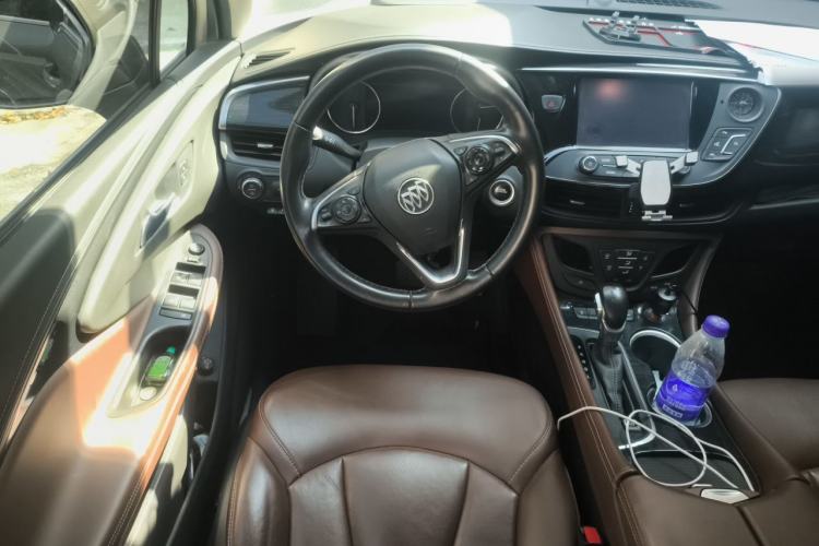 Used Buick Envision 2018 28T Four-Wheel Drive Luxury Model Steering Wheel