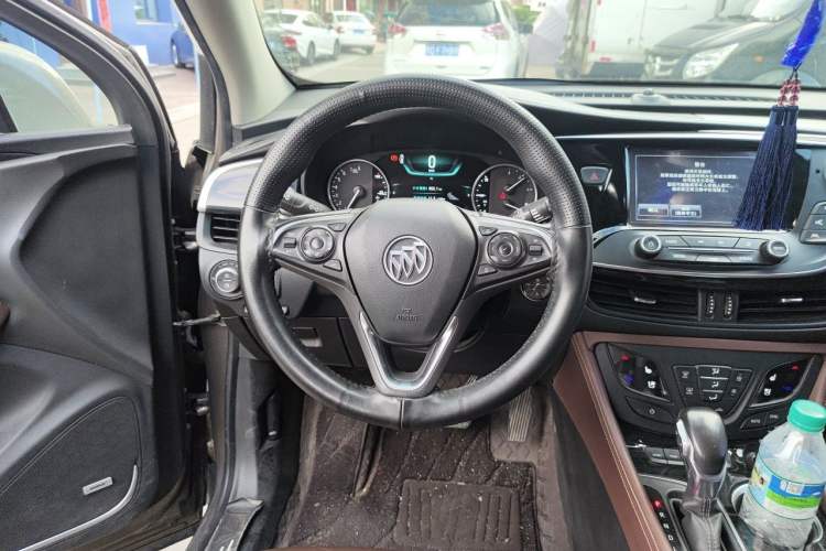 Used Buick Envision 2018 28T All-Wheel-Drive Versatile Sports Flagship Model Steering Wheel