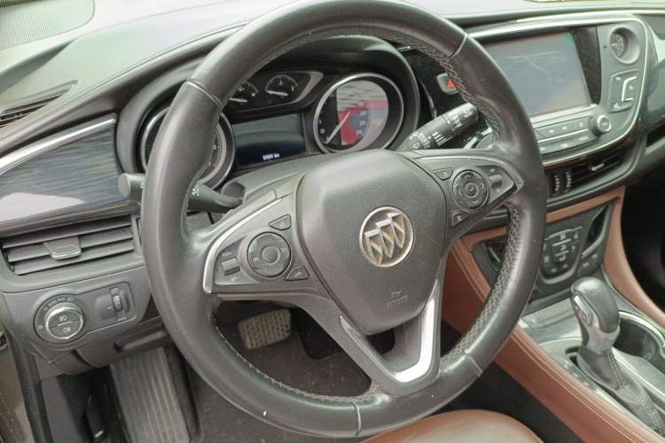 Used Buick Envision 2018 20T Two-Wheel Drive Luxury Model Steering Wheel