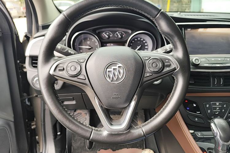 Used Buick Envision 2018 20T Two-Wheel Drive Luxury Model Steering Wheel