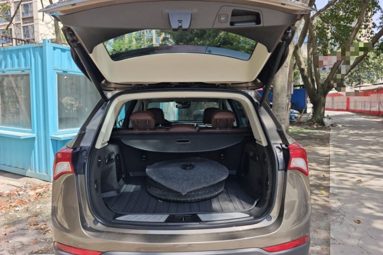 Used Buick Envision 2018 28T Four-Wheel Drive Elite Version Trunk