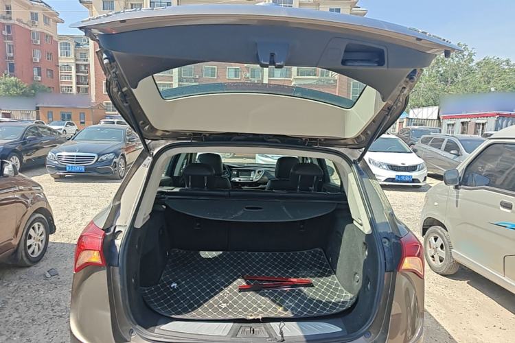 Used Buick Envision 2018 20T Two-Wheel-Drive Leading Model Trunk