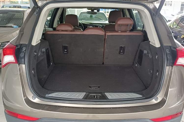 Used Buick Envision 2018 28T Four-Wheel Drive Elite Version Trunk