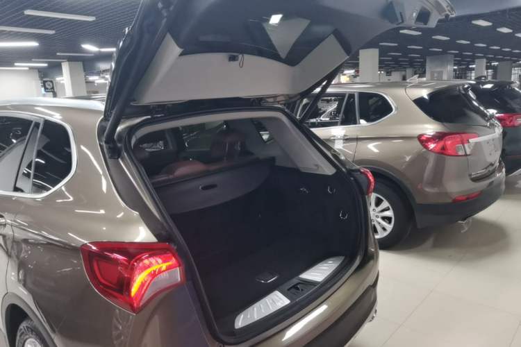 Used Buick Envision 2018 28T All-Wheel-Drive Versatile Sports Flagship Model Trunk