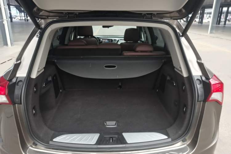Used Buick Envision 2018 28T Four-Wheel Drive Elite Version Trunk