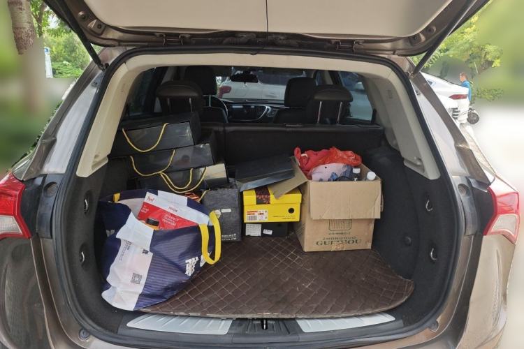 Used Buick Envision 2018 20T Two-Wheel-Drive Leading Model Trunk