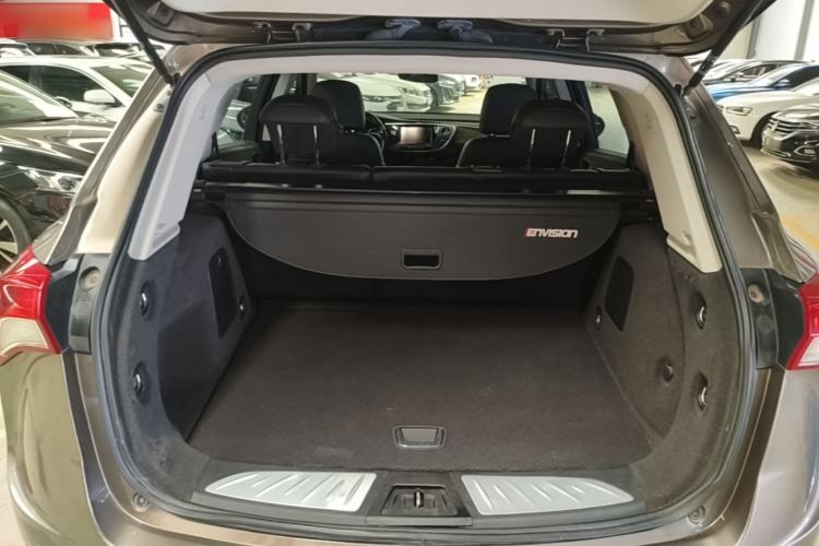 Used Buick Envision 2018 20T Two-Wheel-Drive Elite Model Trunk