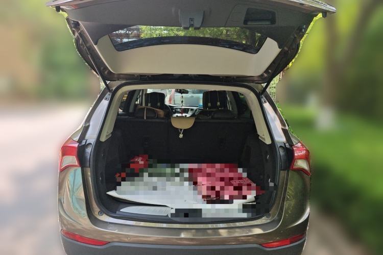 Used Buick Envision 2018 20T Two-Wheel-Drive Leading Model Trunk