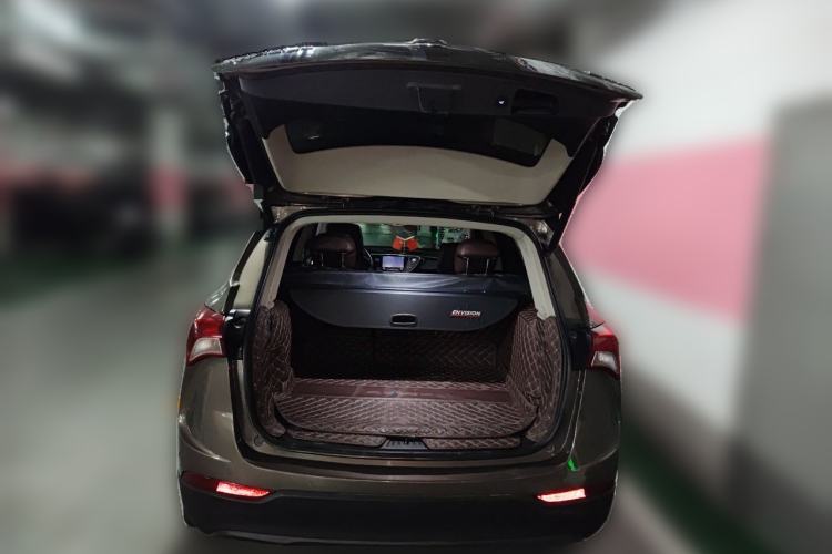 Used Buick Envision 2018 20T Two-Wheel Drive Luxury Model Trunk