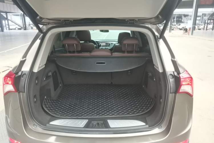Used Buick Envision 2018 28T Four-Wheel Drive Elite Version Trunk