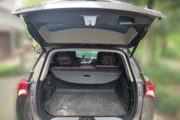 Used Buick Envision 2018 28T Four-Wheel Drive Elite Version Trunk