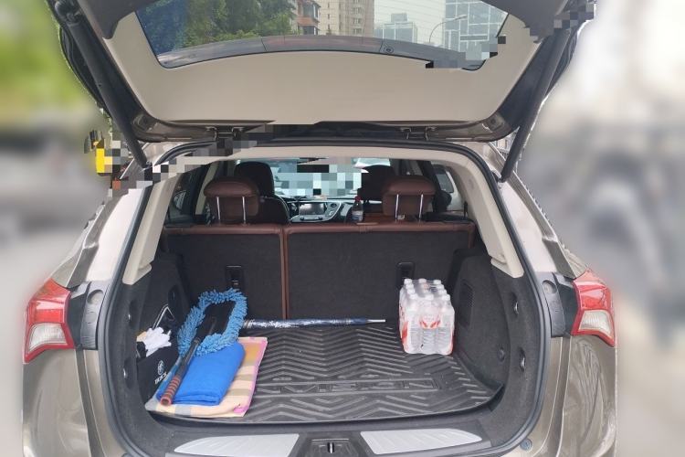 Used Buick Envision 2018 20T Two-Wheel Drive Luxury Model Trunk