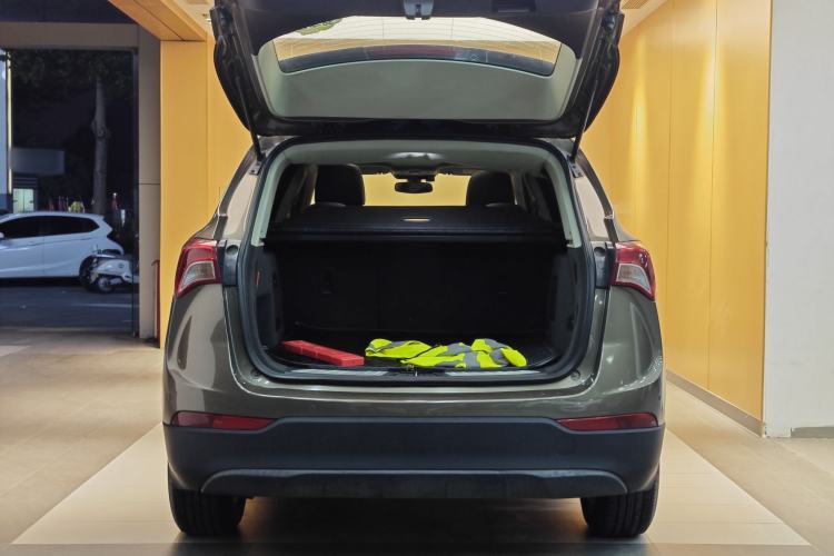 Used Buick Envision 2018 20T Two-Wheel-Drive Leading Model Trunk