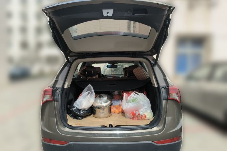 Used Buick Envision 2018 20T Two-Wheel Drive Luxury Model Trunk