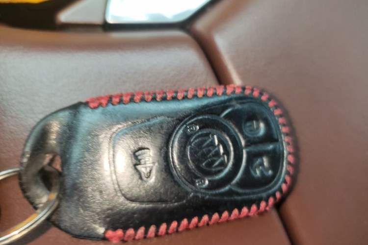 Used Buick Envision 2018 28T Four-Wheel Drive Luxury Model Vehicle Key
