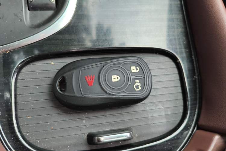 Used Buick Envision 2018 28T Four-Wheel Drive Elite Version Vehicle Key