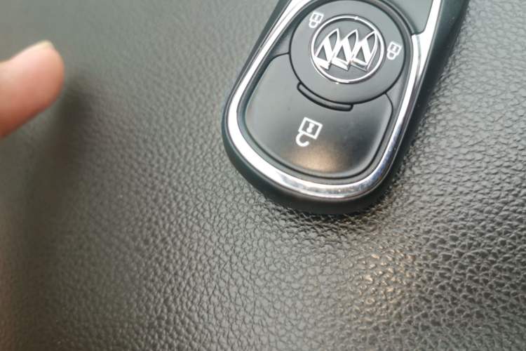 Used Buick Envision 2018 20T Two-Wheel-Drive Leading Model Vehicle Key