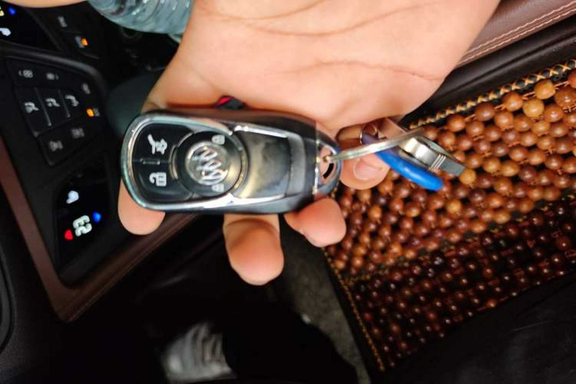 Used Buick Envision 2018 28T Four-Wheel Drive Luxury Model Vehicle Key