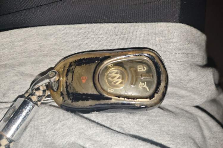 Used Buick Envision 2018 20T Two-Wheel Drive Luxury Model Vehicle Key