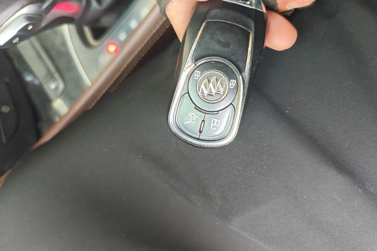 Used Buick Envision 2018 28T Four-Wheel Drive Elite Version Vehicle Key