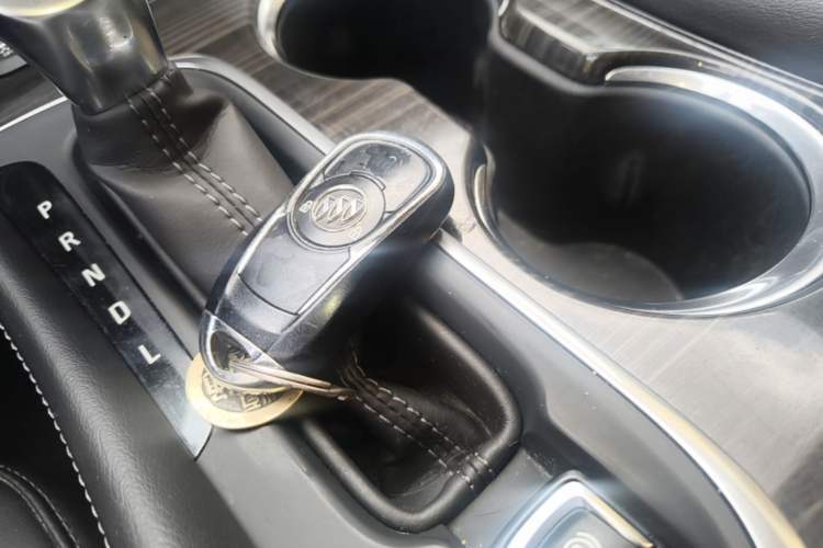 Used Buick Envision 2018 20T Two-Wheel-Drive Elite Model Vehicle Key