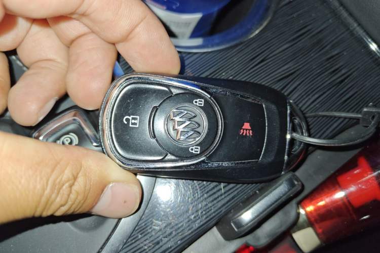 Used Buick Envision 2018 20T Two-Wheel-Drive Leading Model Vehicle Key