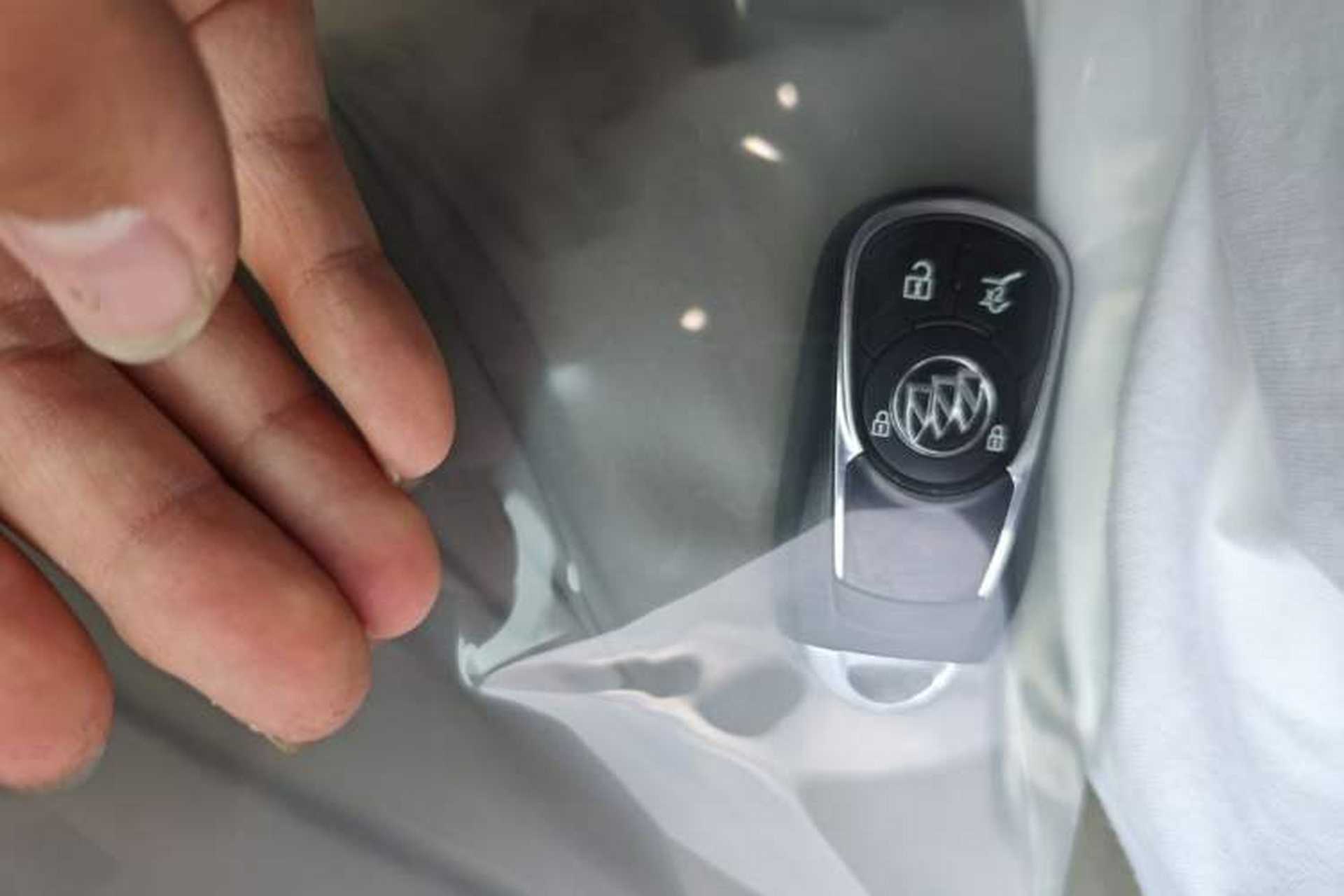 Used Buick Envision 2018 28T Four-Wheel Drive Luxury Model Vehicle Key