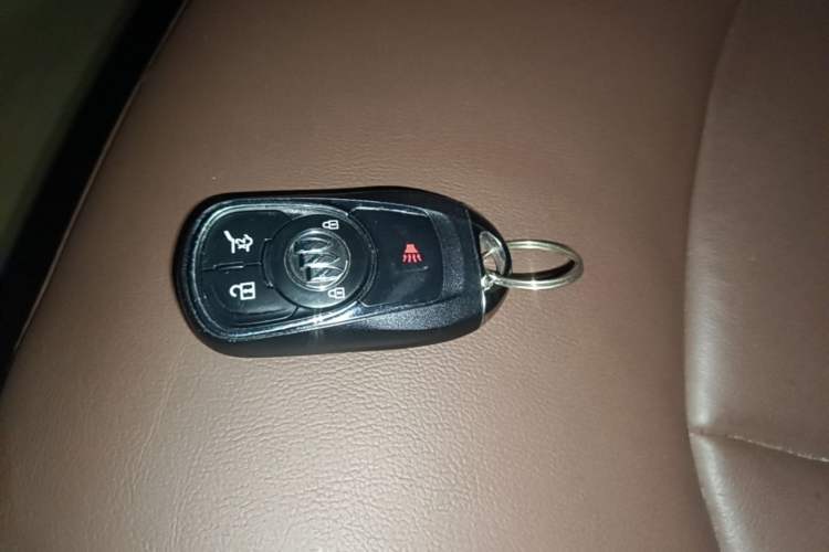Used Buick Envision 2018 28T Four-Wheel Drive Elite Version Vehicle Key