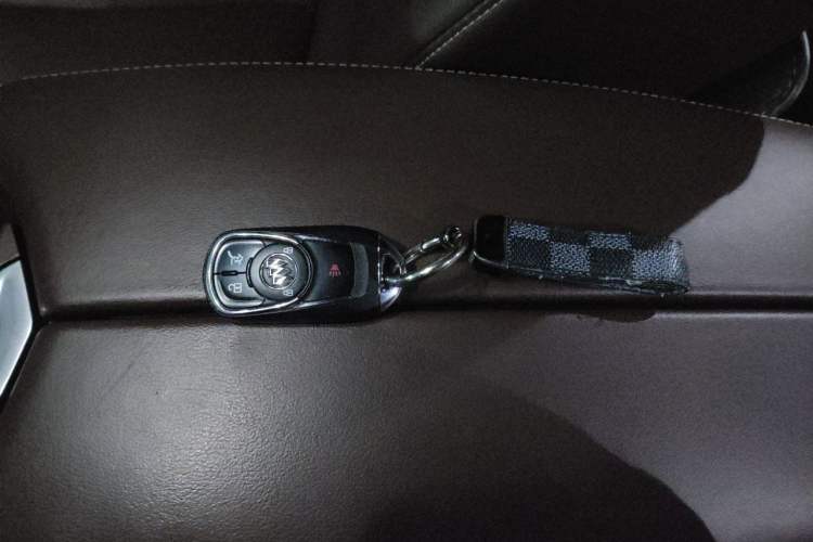 Used Buick Envision 2018 28T Four-Wheel Drive Elite Version Vehicle Key