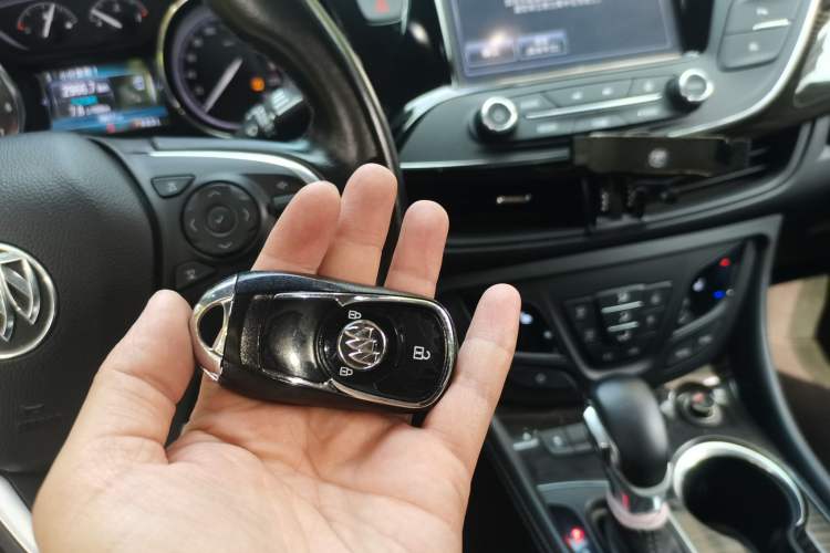 Used Buick Envision 2018 20T Two-Wheel-Drive Elite Model Vehicle Key