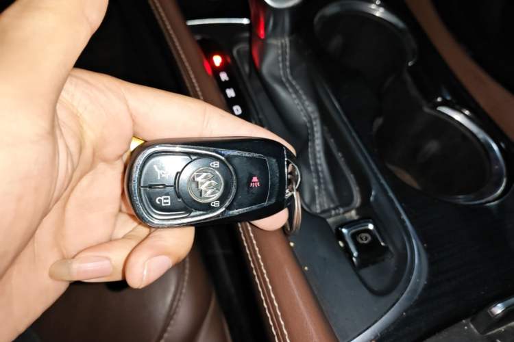 Used Buick Envision 2018 28T Four-Wheel Drive Elite Version Vehicle Key