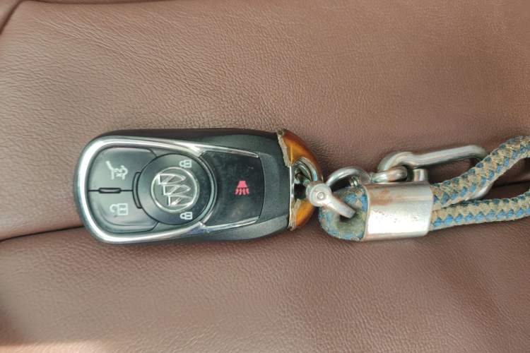 Used Buick Envision 2018 28T Four-Wheel Drive Elite Version Vehicle Key