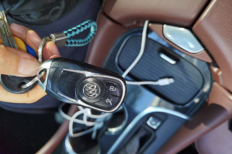 Used Buick Envision 2018 28T Four-Wheel Drive Elite Version Vehicle Key