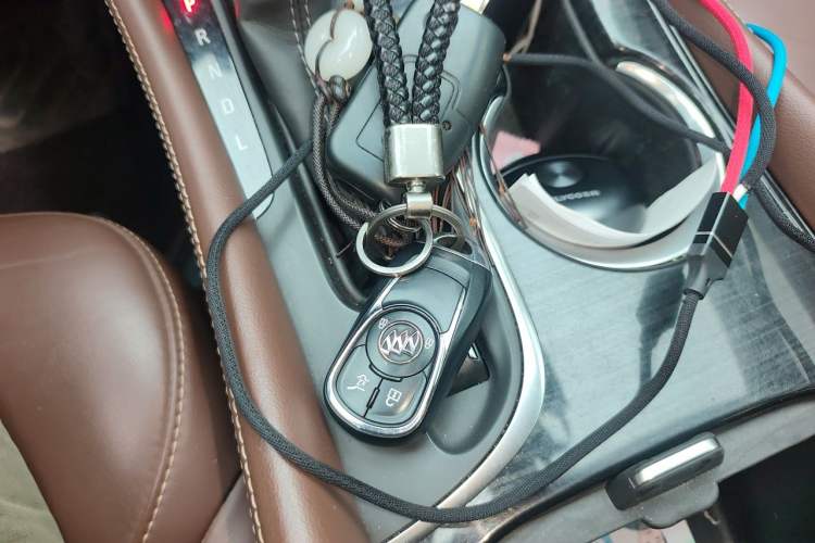 Used Buick Envision 2018 28T Four-Wheel Drive Luxury Model Vehicle Key