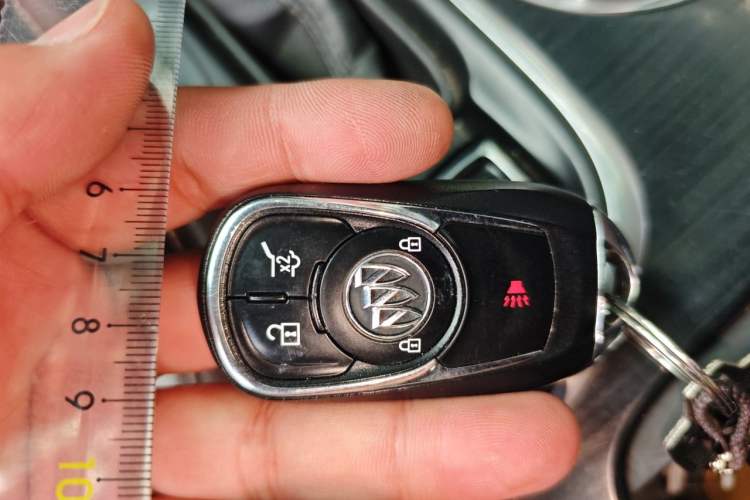 Used Buick Envision 2018 28T Four-Wheel Drive Elite Version Vehicle Key