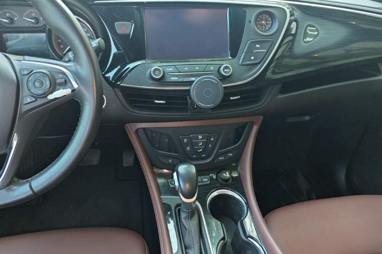 Used Buick Envision 2018 28T Four-Wheel Drive Elite Version Audio And AC Panel