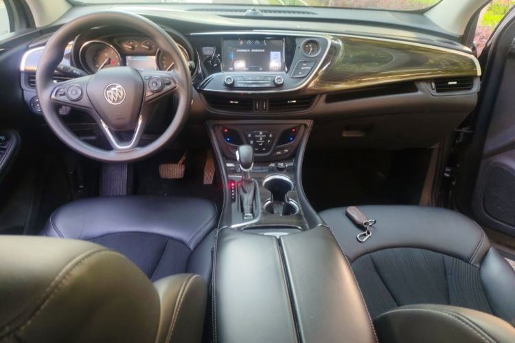Used Buick Envision 2018 20T Two-Wheel-Drive Elite Model Center Console