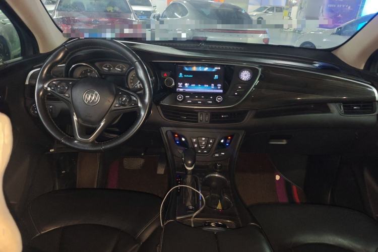 Used Buick Envision 2018 20T Two-Wheel-Drive Elite Model Center Console